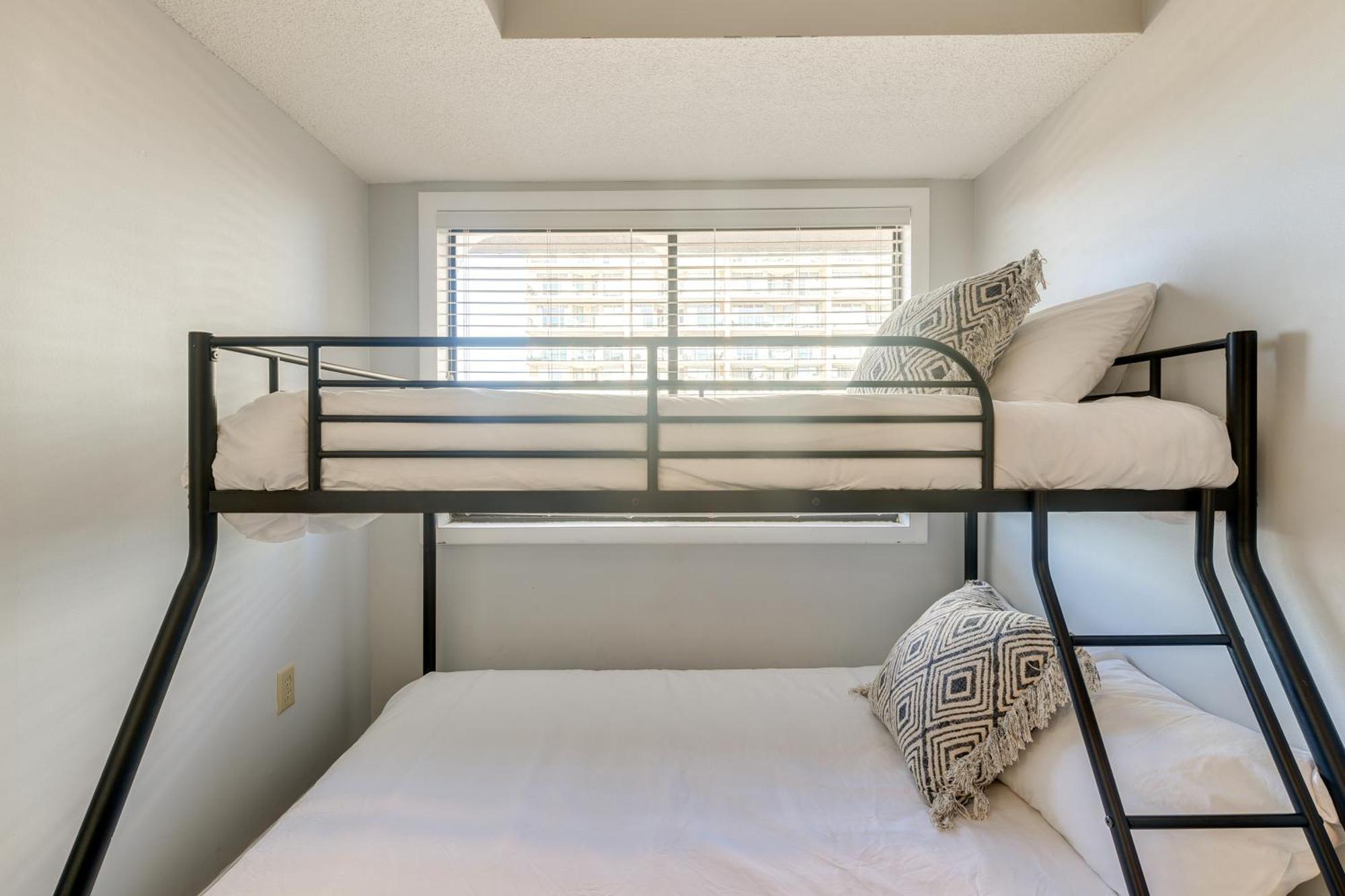 Oceanfront North Myrtle Beach Condo With Indoor Pool Exterior photo