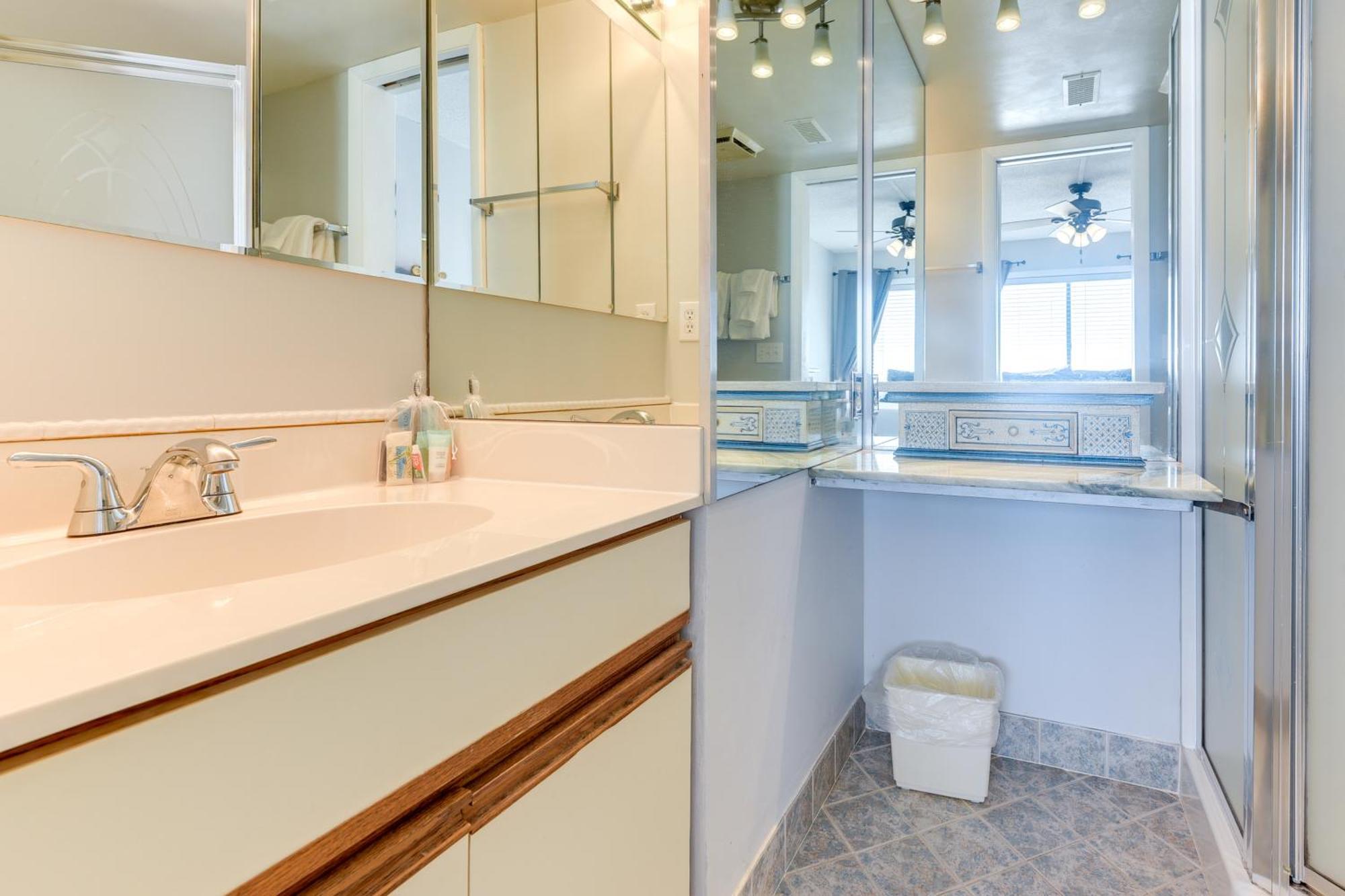 Oceanfront North Myrtle Beach Condo With Indoor Pool Exterior photo